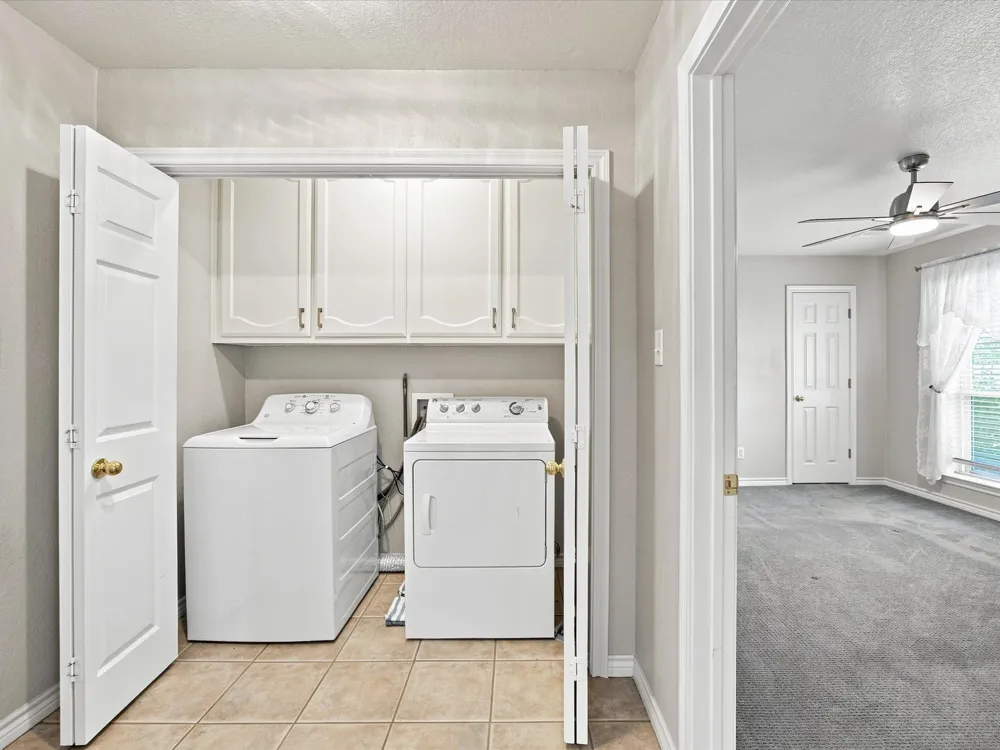 2807 S Lipsey Street Decatur, TX 76234