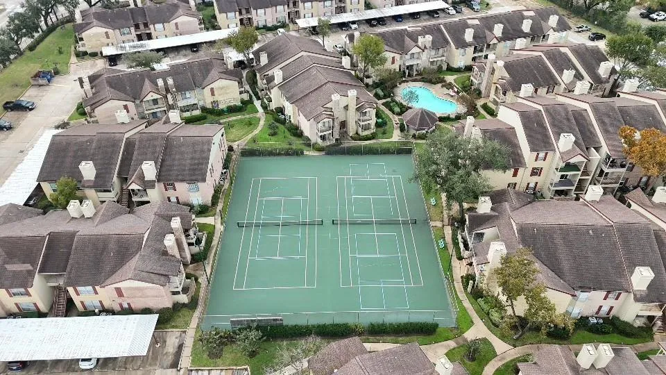2120 El Paseo Street #802 Houston, TX 77054