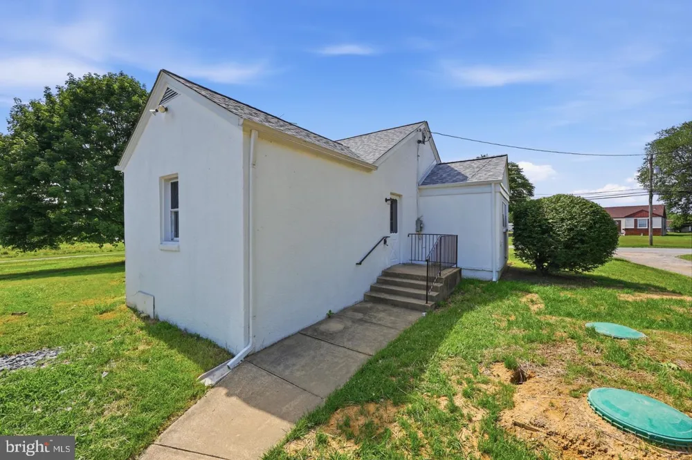 8251 MARSHALL CORNER ROAD Pomfret, MD 20675