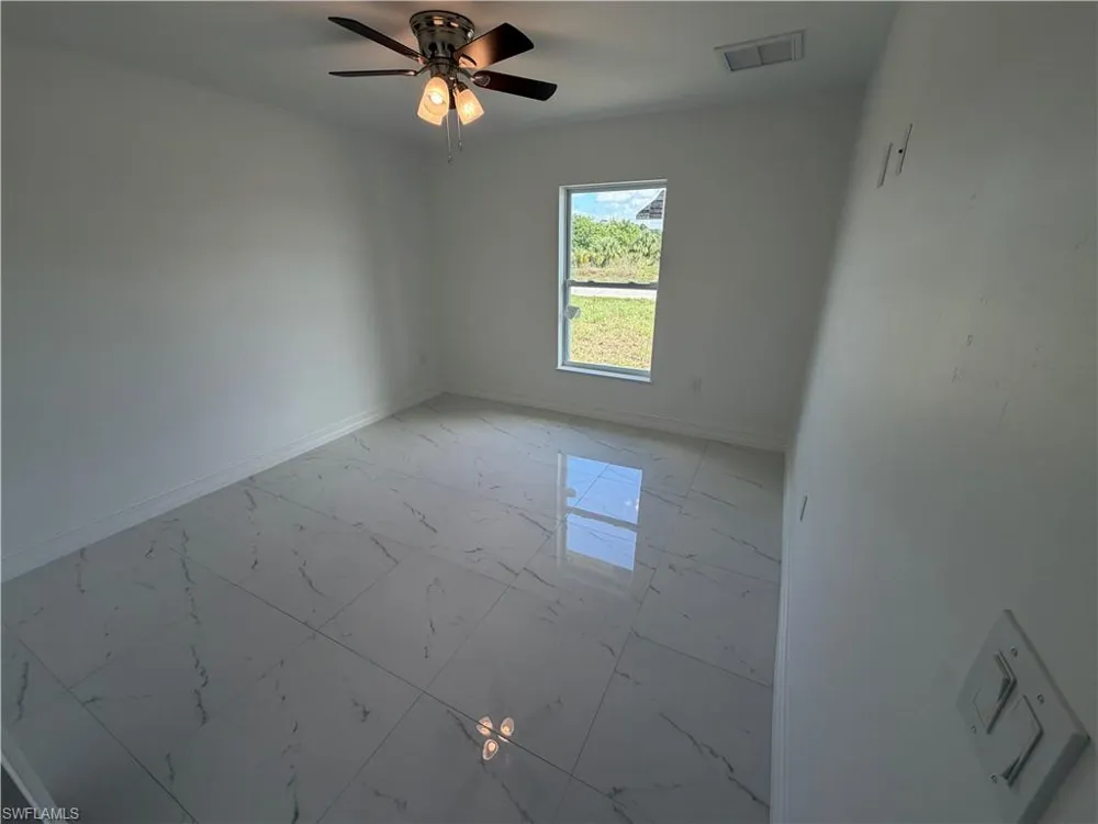 107 Concord Loop Labelle, FL 33935