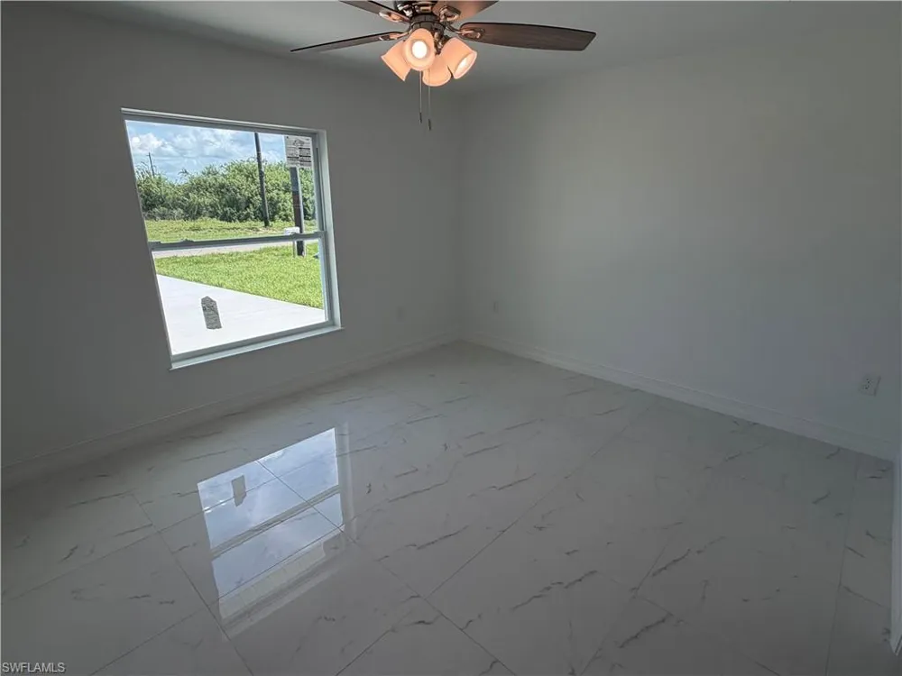 107 Concord Loop Labelle, FL 33935
