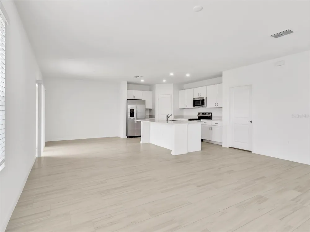 8505 BELLA MAR TRAIL Parrish, FL 34219
