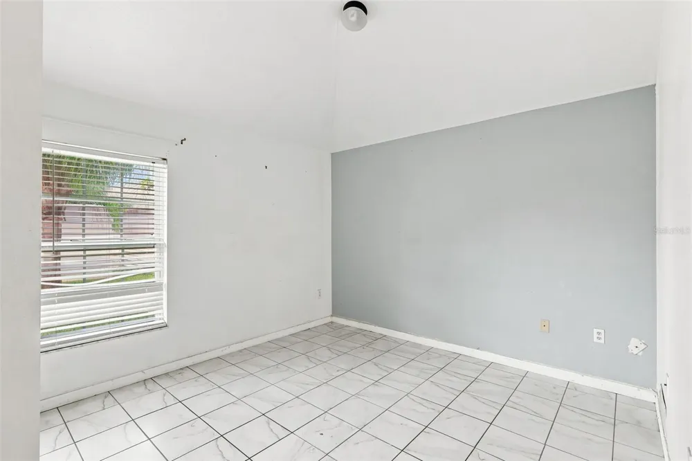 934 PINE WALK COURT NE Palm Bay, FL 32905