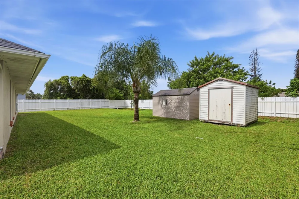 934 PINE WALK COURT NE Palm Bay, FL 32905