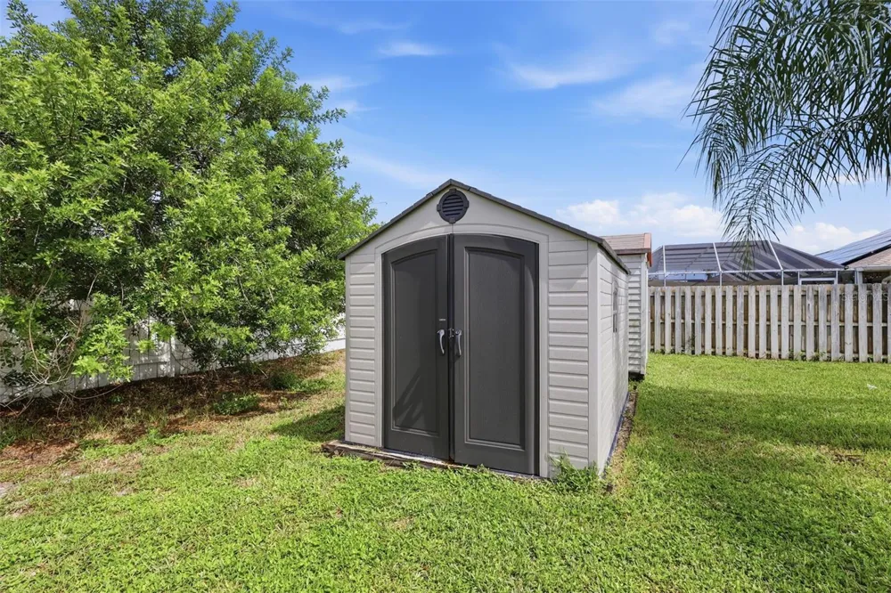 934 PINE WALK COURT NE Palm Bay, FL 32905
