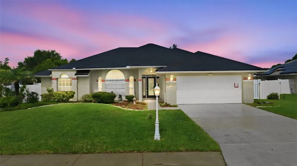 934 PINE WALK COURT NE Palm Bay, FL 32905
