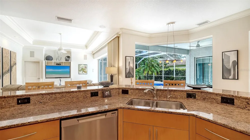 5325 ANTHONY LANE Sarasota, FL 34233