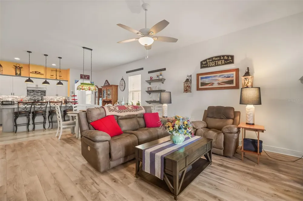 1667 KEY BAY TRAIL Kissimmee, FL 34747