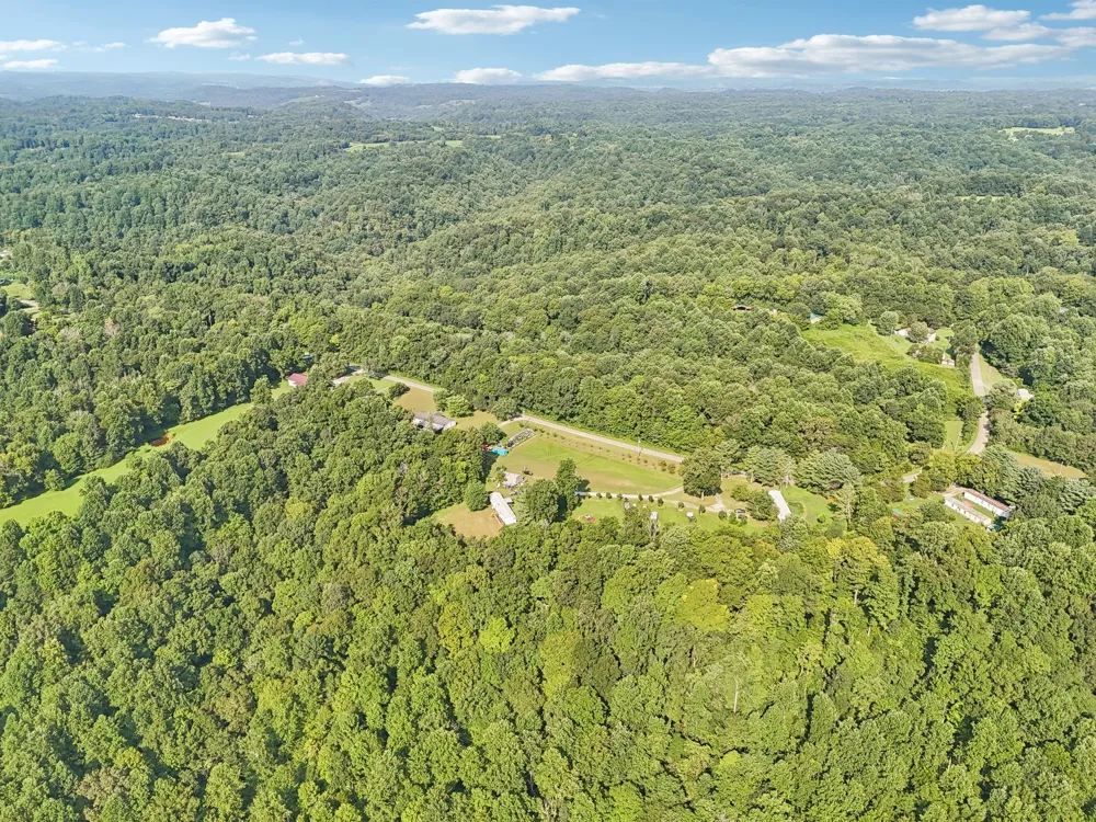 230 Moreland Rd Manchester, TN 37355