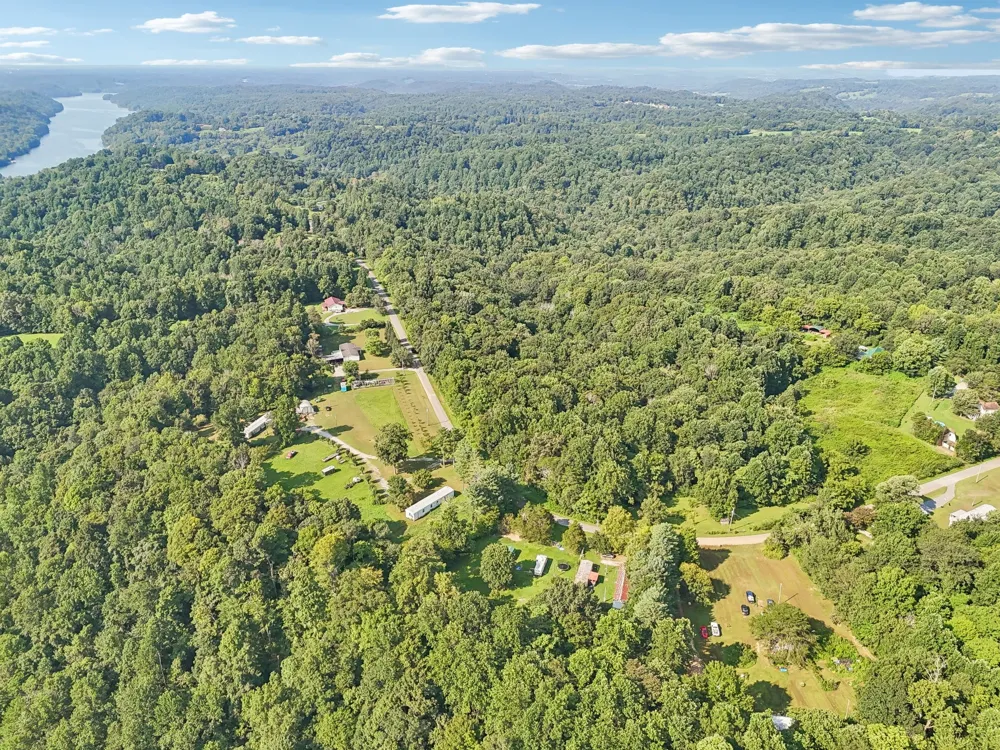230 Moreland Rd Manchester, TN 37355