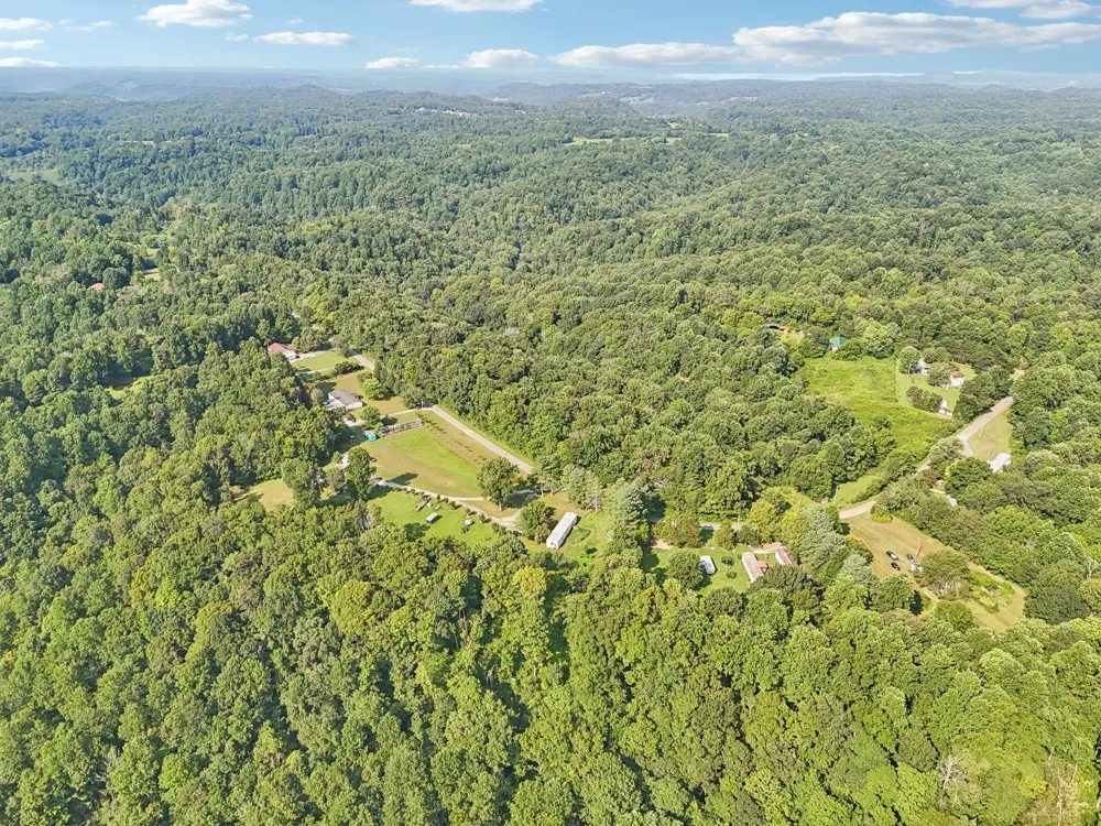 230 Moreland Rd Manchester, TN 37355