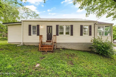 835 E Lincoln Rd