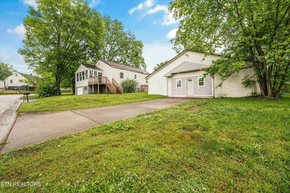 835 E Lincoln Rd Alcoa, TN 37701