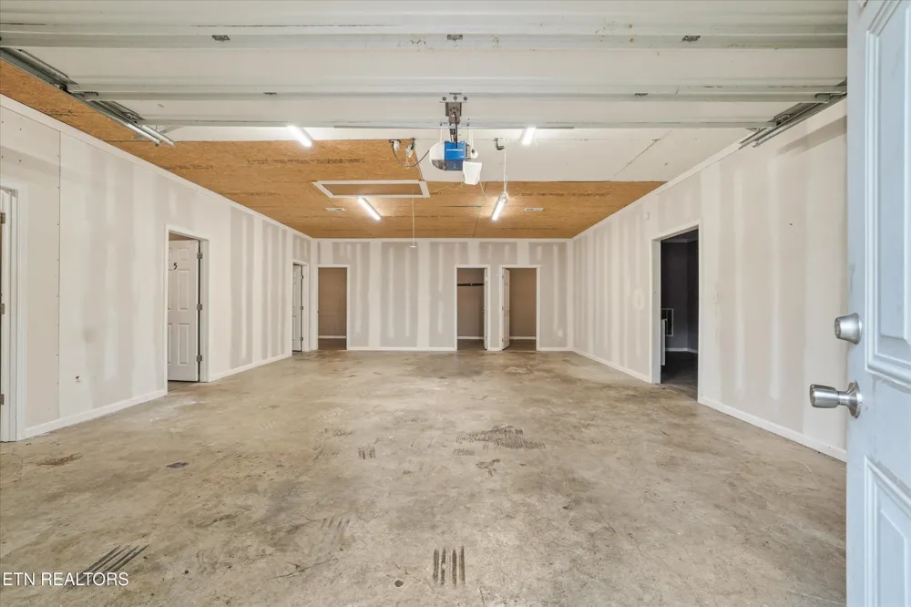 835 E Lincoln Rd Alcoa, TN 37701