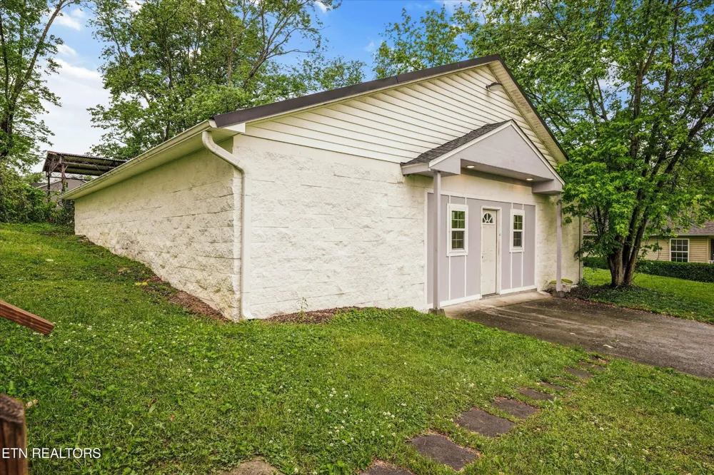 835 E Lincoln Rd Alcoa, TN 37701
