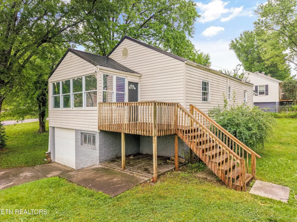 835 E Lincoln Rd Alcoa, TN 37701