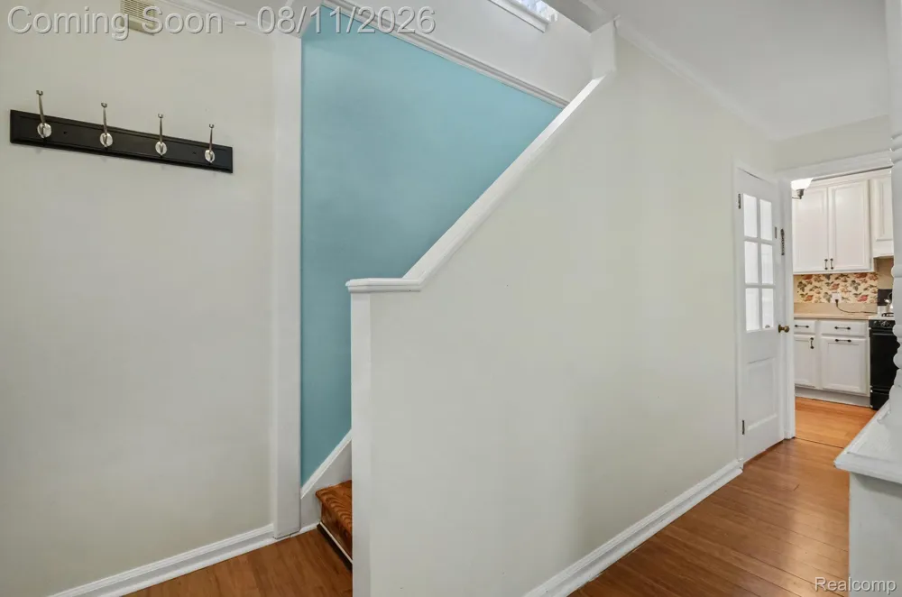 473 Calvin Avenue Grosse Pointe Farms City, MI 48236