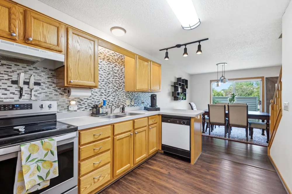 7019 49th Street Oakdale, MN 55128