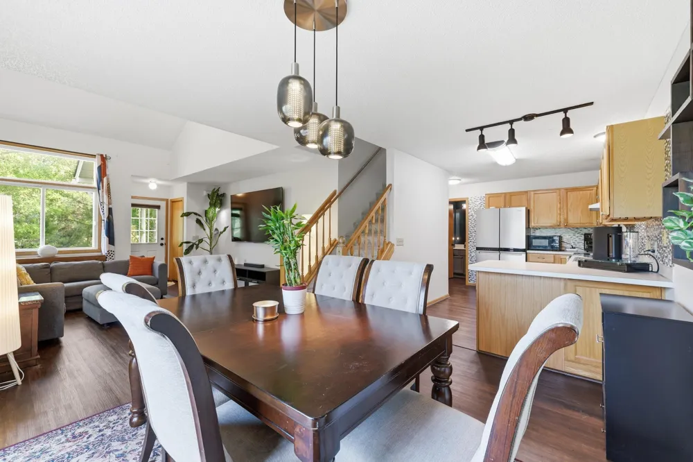 7019 49th Street Oakdale, MN 55128