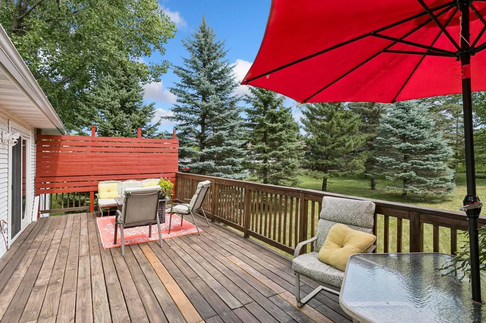 29527 295th Lane Lindstrom, MN 55045
