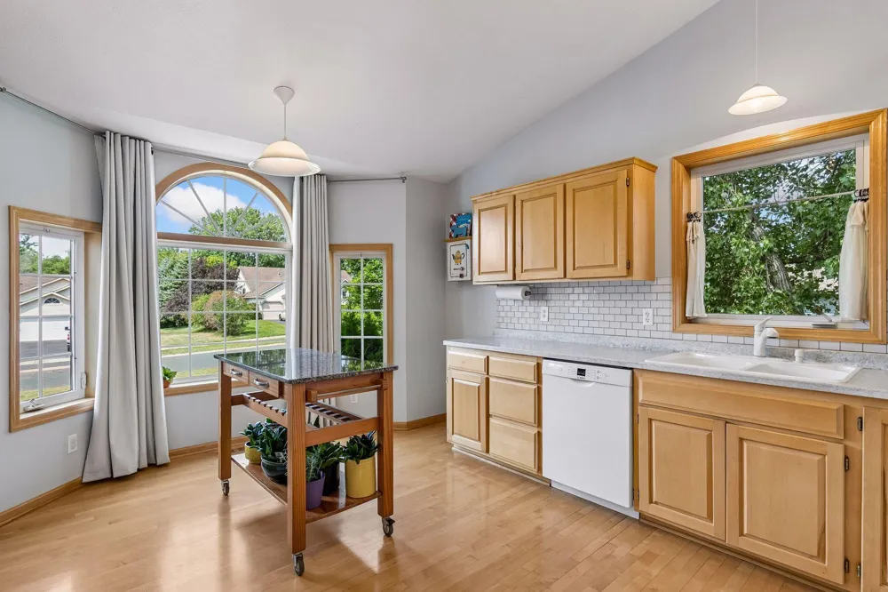 29527 295th Lane Lindstrom, MN 55045