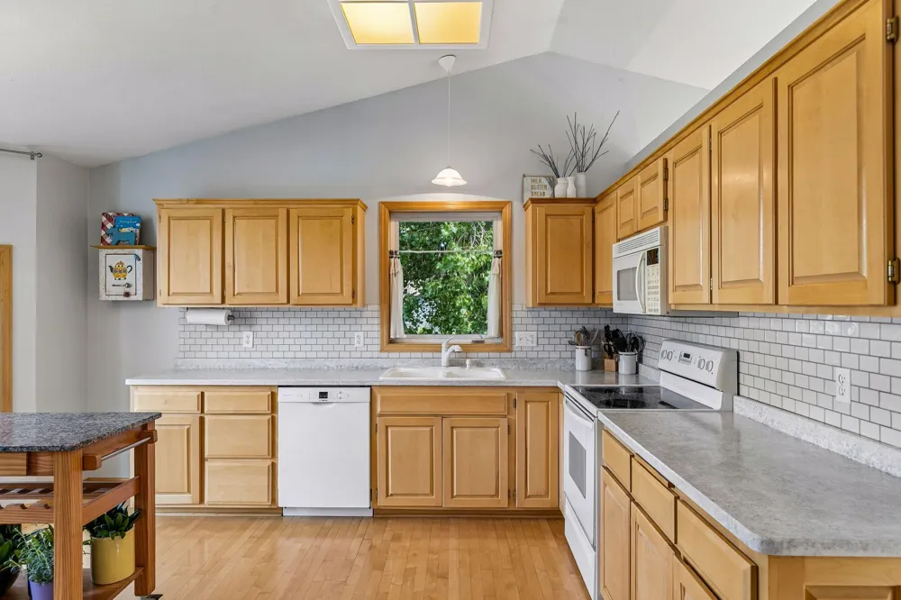 29527 295th Lane Lindstrom, MN 55045