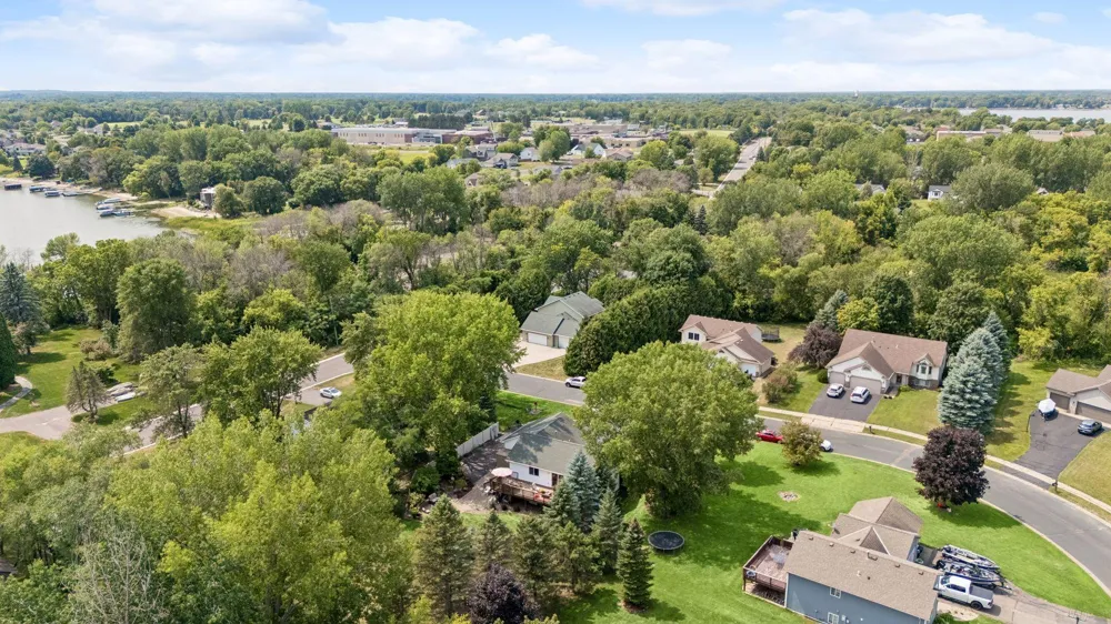 29527 295th Lane Lindstrom, MN 55045