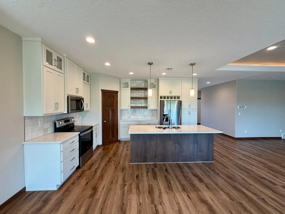 1506 6 AVENUE NE Dilworth, MN 56529