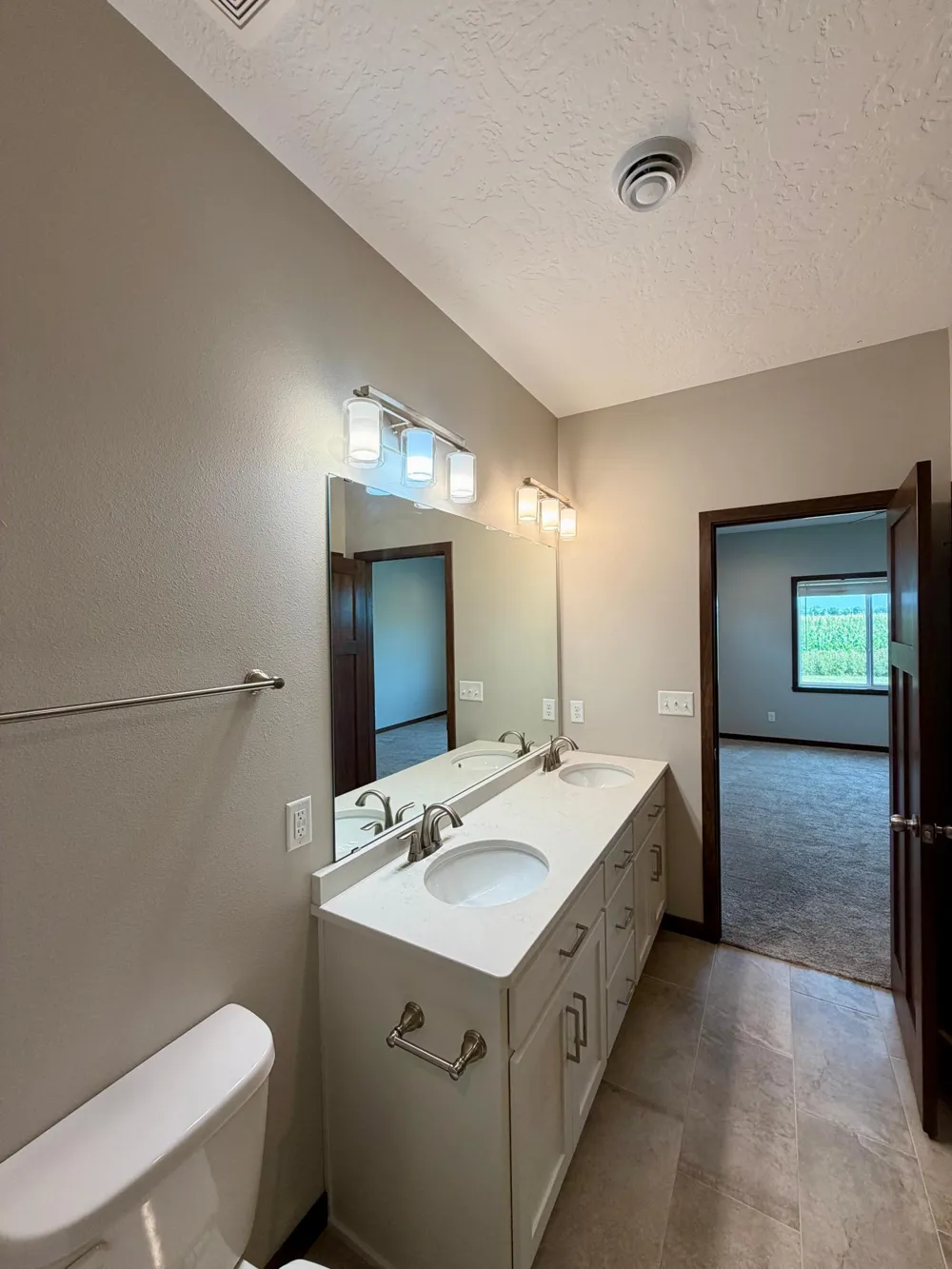 1506 6 AVENUE NE Dilworth, MN 56529