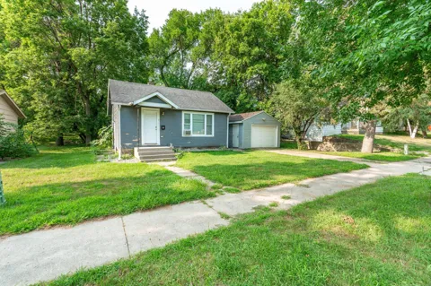 211 W Channing Avenue