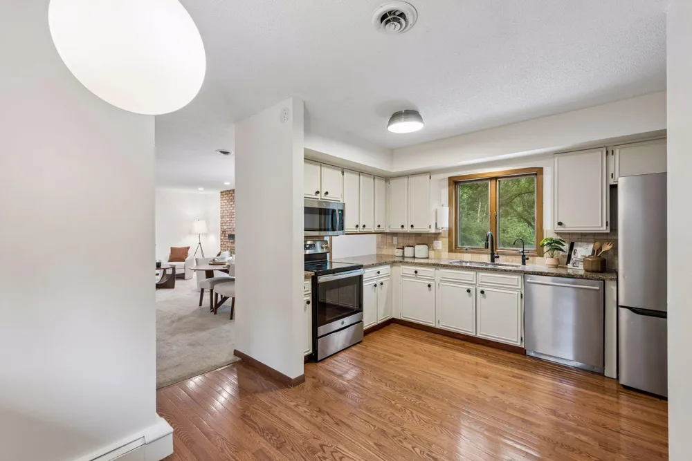 5080 Jamaca Avenue Lake Elmo, MN 55042