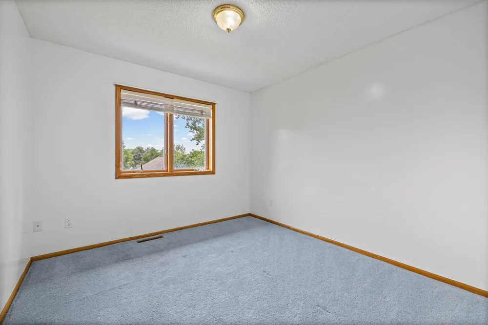 14421 Tungsten Way NW Anoka, MN 55303