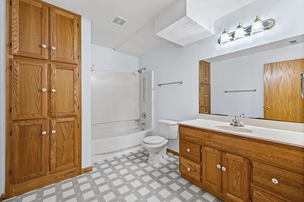 14421 Tungsten Way NW Anoka, MN 55303