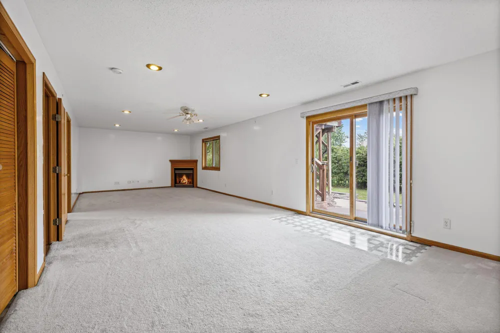 14421 Tungsten Way NW Anoka, MN 55303