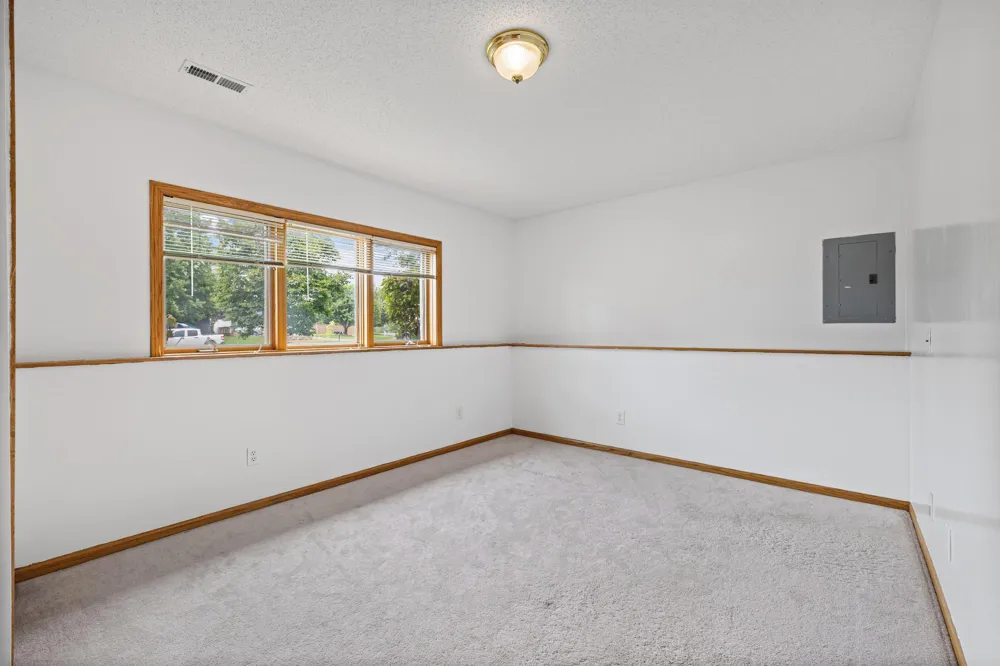 14421 Tungsten Way NW Anoka, MN 55303