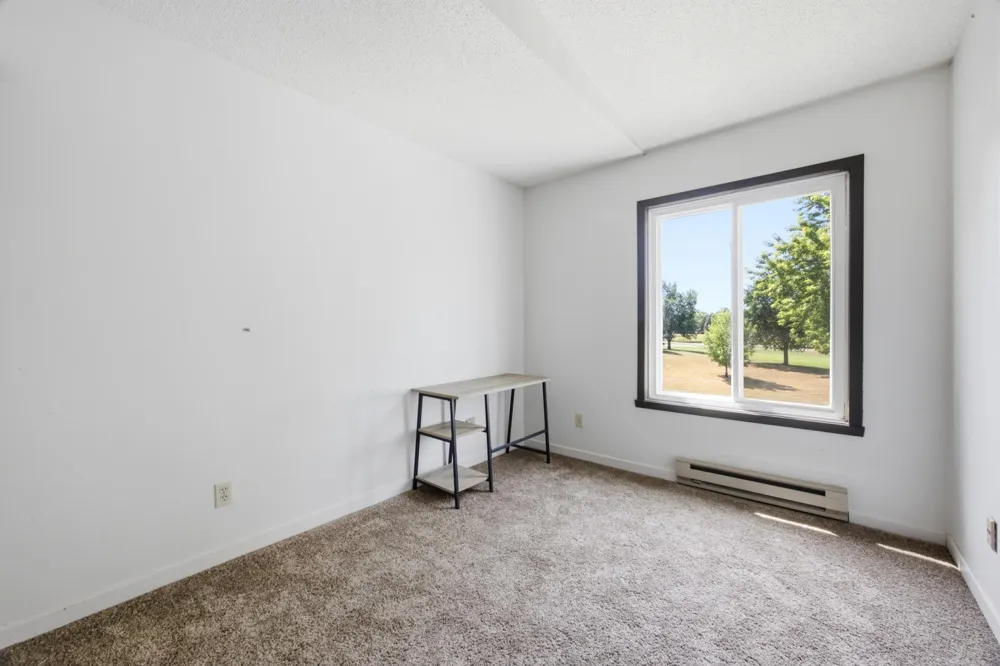 2807 32nd Street S Moorhead, MN 56560