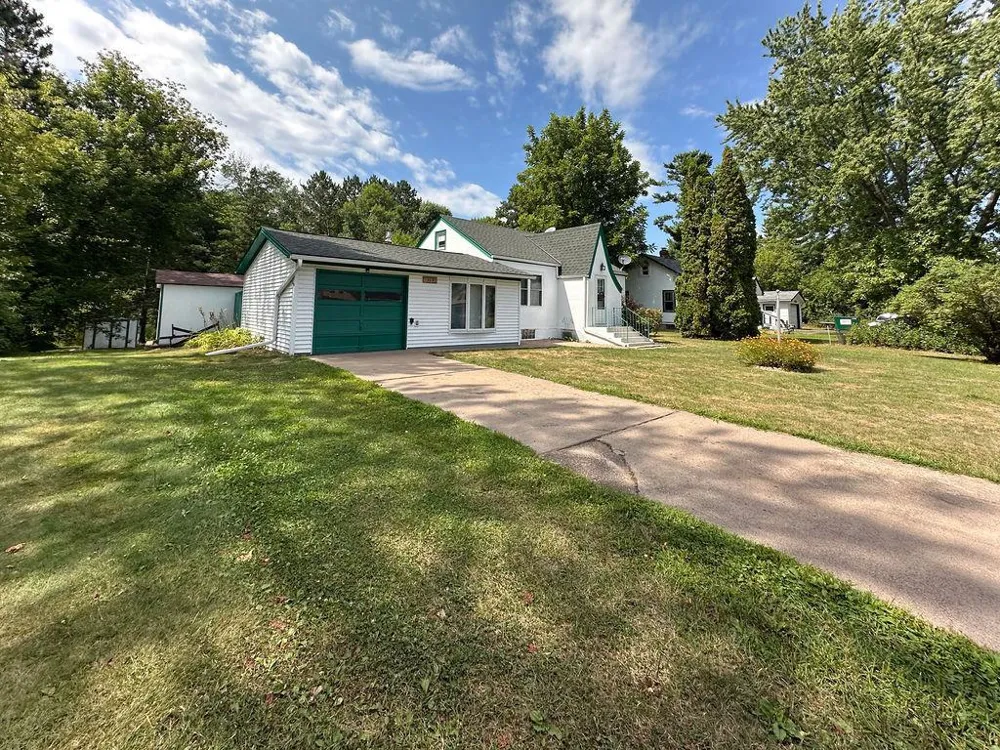 319 Pine Street S Onamia, MN 56359