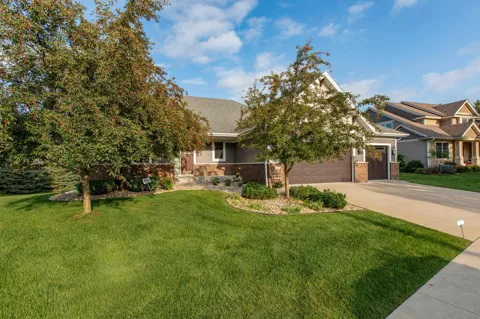 5124 Scenic Oak Drive SW