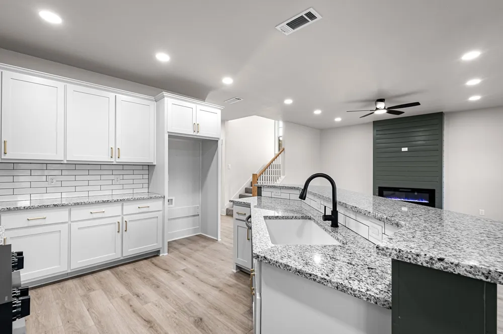 121 Jim Walter Drive Runaway Bay, TX 76426