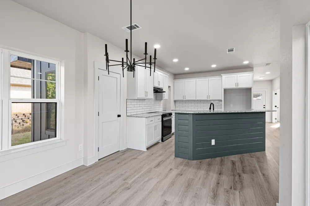 121 Jim Walter Drive Runaway Bay, TX 76426