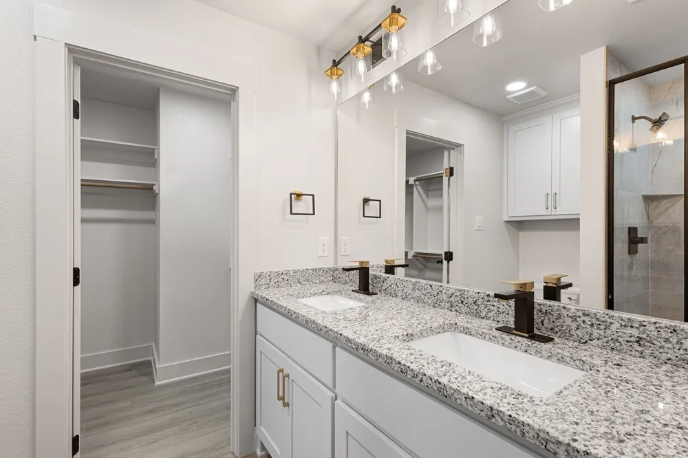 121 Jim Walter Drive Runaway Bay, TX 76426
