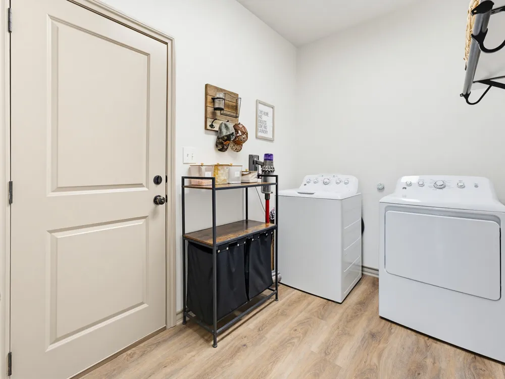 121 Walnut Street Paradise, TX 76073