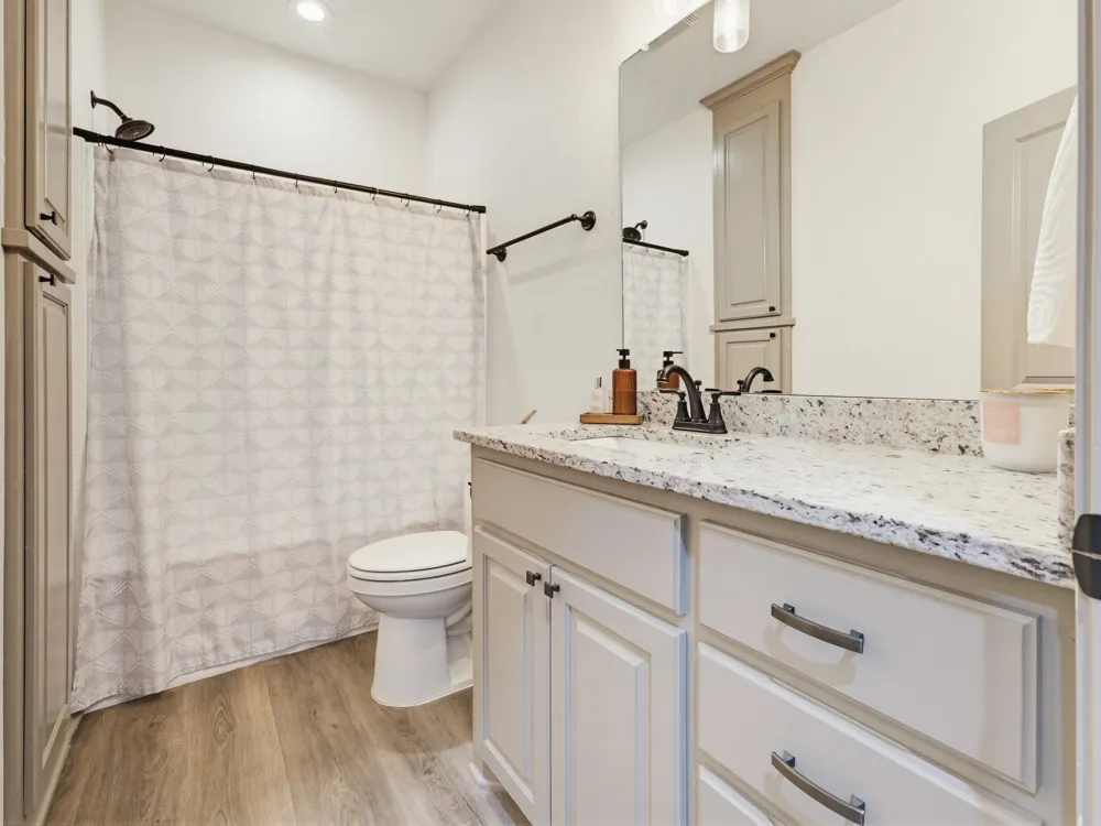 121 Walnut Street Paradise, TX 76073