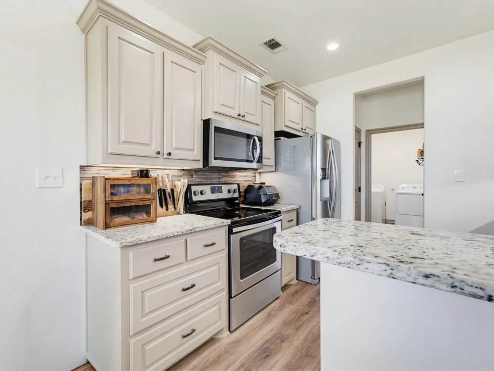 121 Walnut Street Paradise, TX 76073