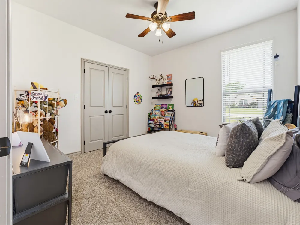 121 Walnut Street Paradise, TX 76073