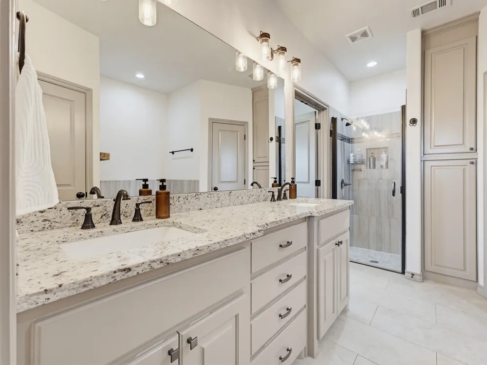 121 Walnut Street Paradise, TX 76073