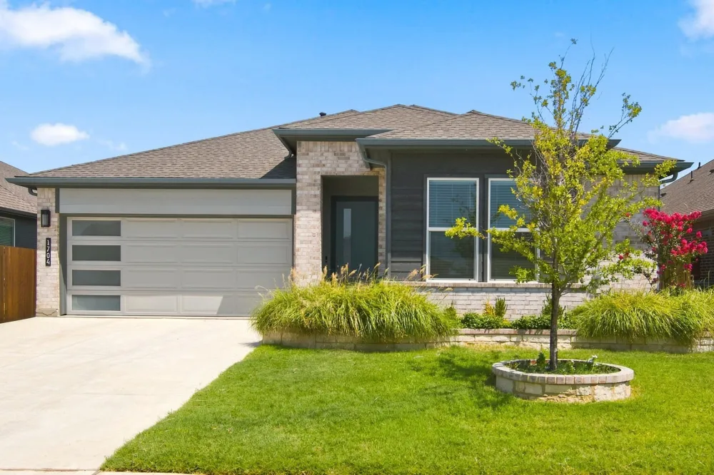 1704 Buzzard Road Denton, TX 76205