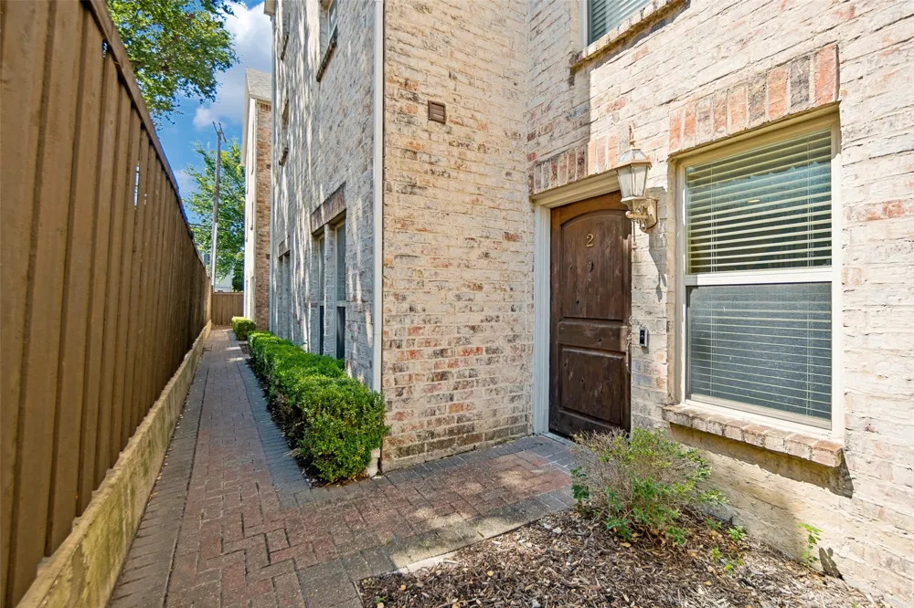 3439 Mcfarlin Boulevard #2 University Park, TX 75205