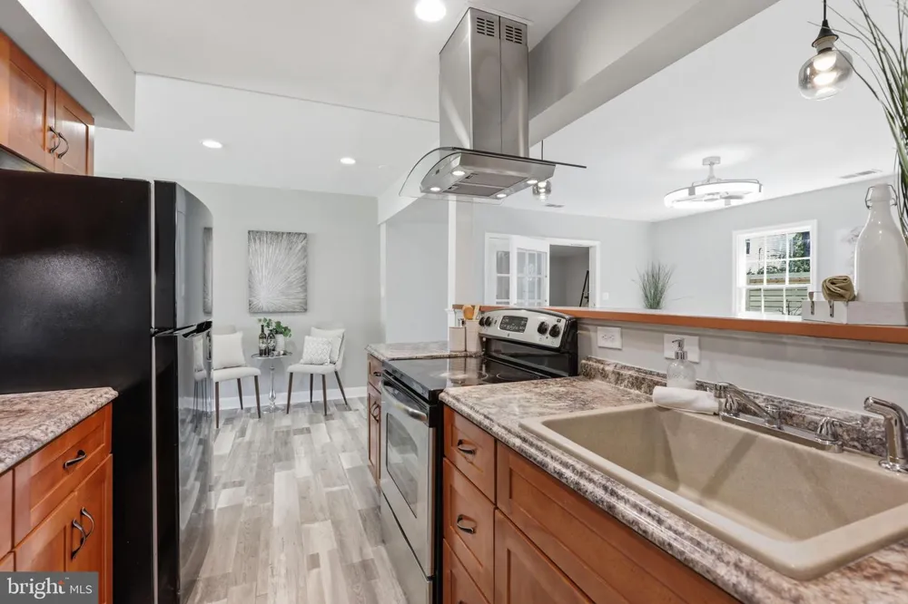 3227 WAYNE ROAD Falls Church, VA 22042