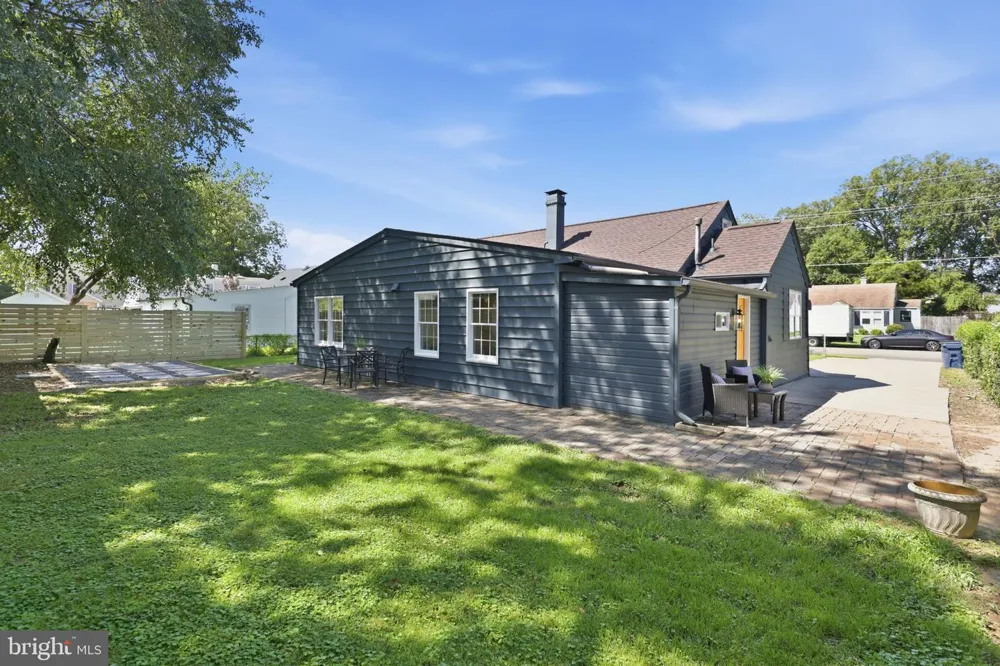 3227 WAYNE ROAD Falls Church, VA 22042